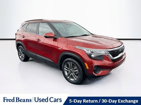 Used 2023 Kia Seltos S AWD/4WD image 1