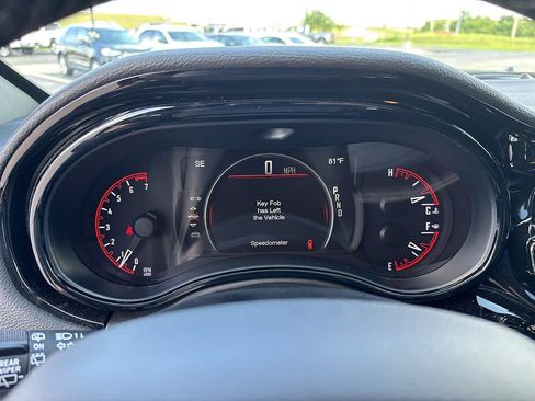 Used 2025 Dodge Durango GT AWD/4WD image 11
