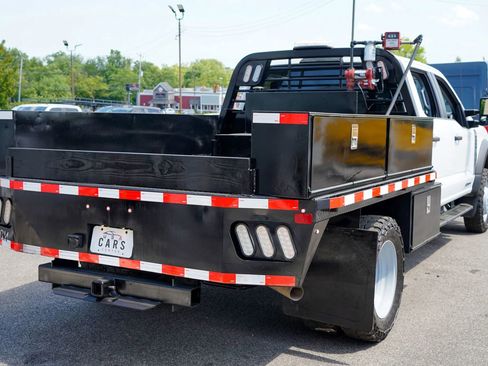Used 2024 Ford F550 4x4 Crew Cab Super Duty image 6