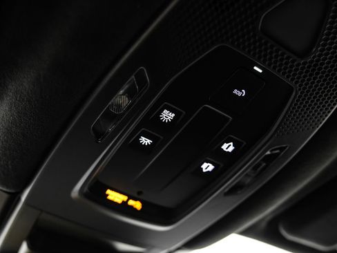 Used 2025 Porsche Cayenne GTS AWD/4WD image 45