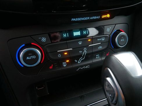 Used 2015 Ford Focus Titanium w/ Titanium Cold Weather Package image 26