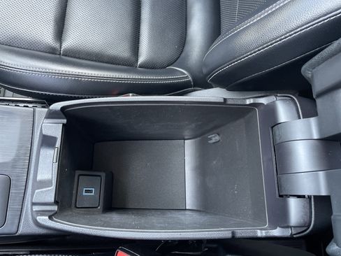 Used 2020 Ford Escape SEL image 37