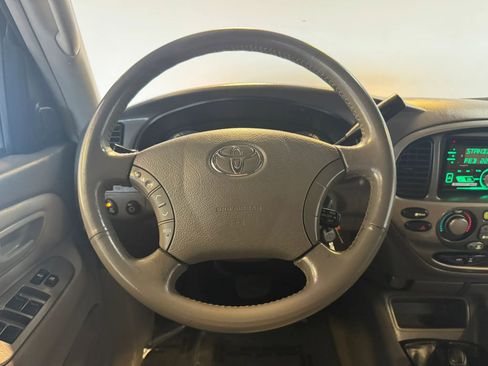 Used 2004 Toyota Sequoia Limited image 13