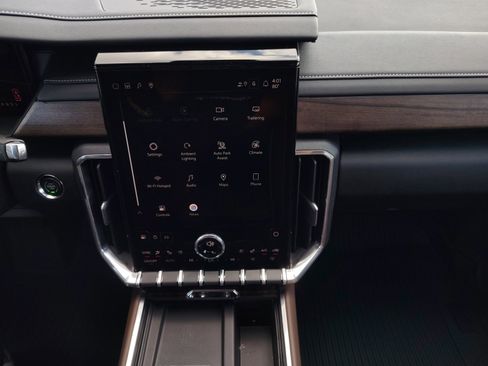 New 2026 GMC Acadia Denali Ultimate w/ LPO, Floor Liner Package image 15