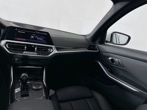 Used 2019 BMW 330i xDrive Sedan w/ Convenience Package image 31