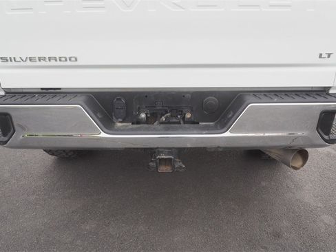 Used 2024 Chevrolet Silverado 2500 LT image 21
