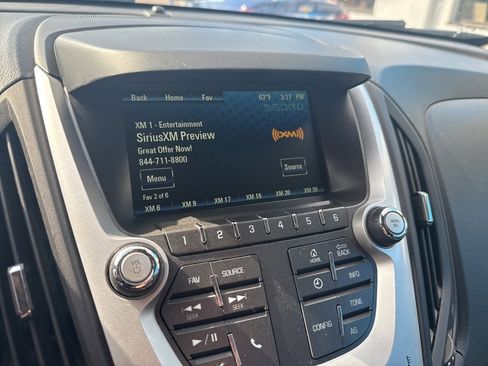 Used 2017 Chevrolet Equinox LT w/ Convenience Package image 23