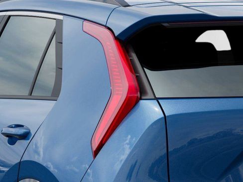 New 2026 Kia Niro Wind image 11