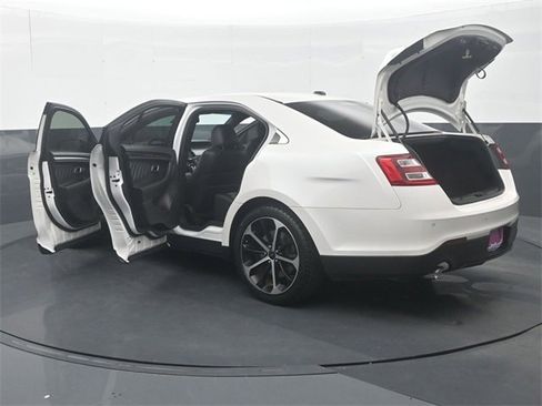 Used 2016 Ford Taurus SHO w/ Equipment Group 401A image 38