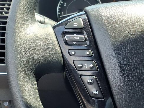 Used 2023 Nissan Armada SL w/ Cargo Package AWD/4WD image 13