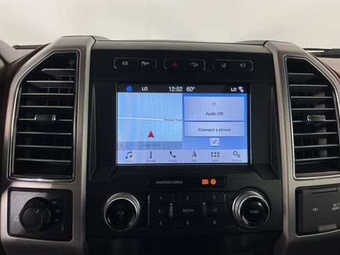 Used 2019 Ford F350 Platinum w/ Platinum Ultimate Package image 23