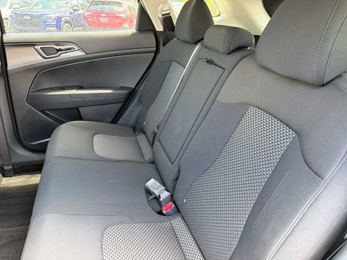 New 2026 Kia Sportage LX FWD image 21