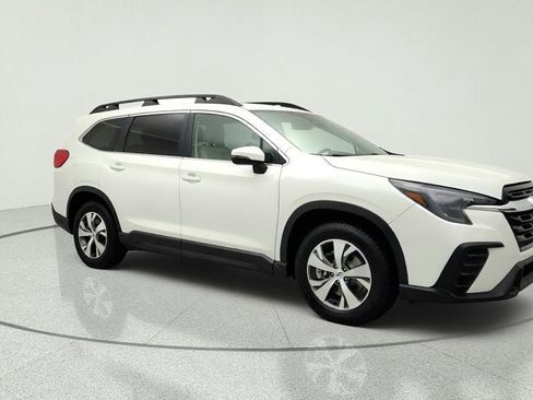 Used 2023 Subaru Ascent Premium w/ Convenience Package AWD/4WD image 3