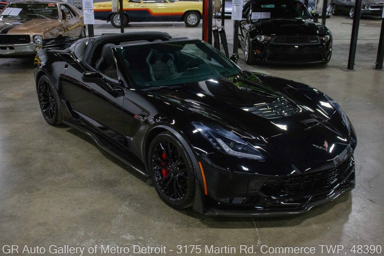 Used 2016 Chevrolet Corvette Z06 w/ 3LZ Preferred Equipment Group RWD image 10