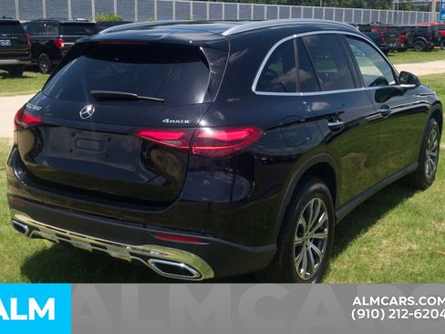 Used 2024 Mercedes-Benz GLC 300 4MATIC image 6