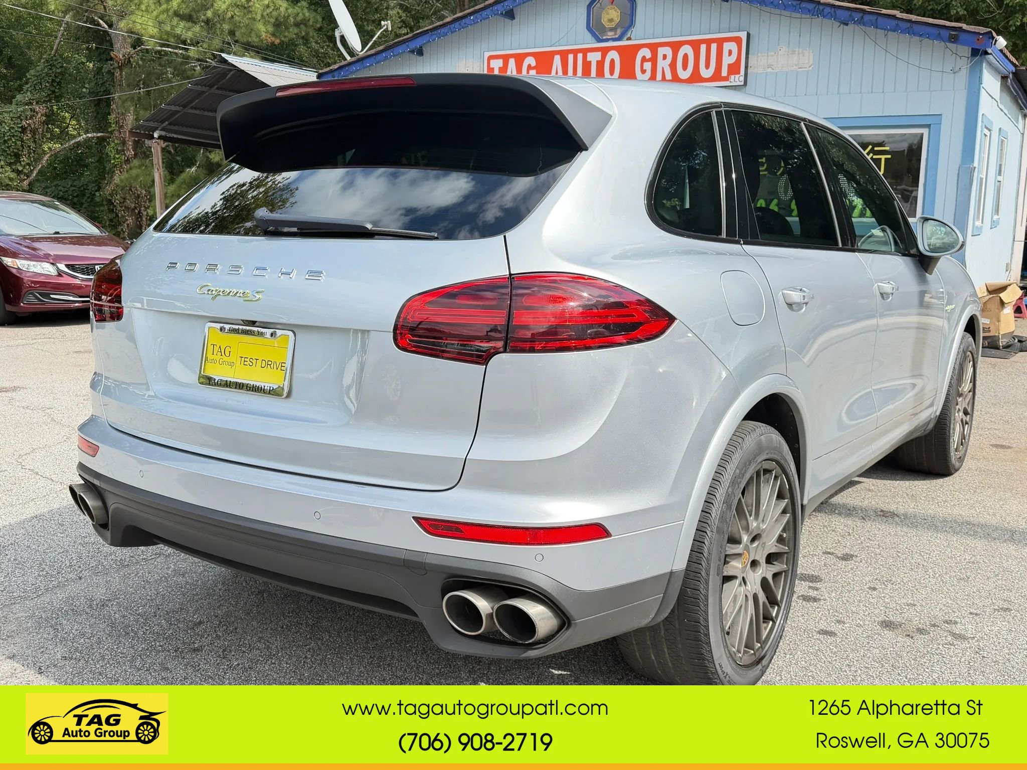 Used 2017 Porsche Cayenne S Platinum AWD/4WD image 8