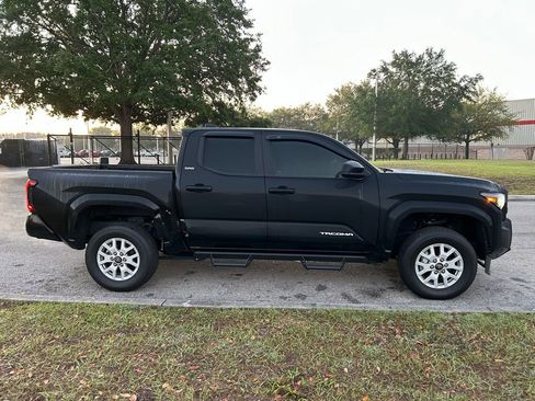 Certified 2024 Toyota Tacoma SR5 image 6