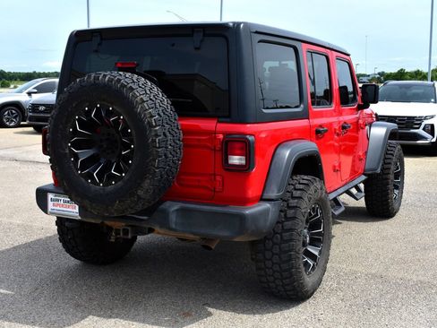 Used 2021 Jeep Wrangler Unlimited Sport AWD/4WD image 3