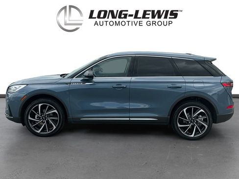 Certified 2024 Lincoln Corsair Reserve FWD image 2