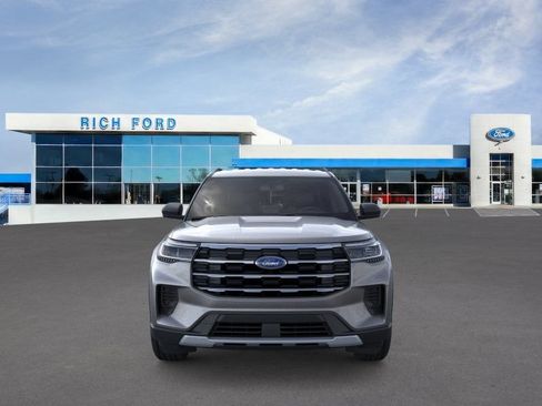 New 2026 Ford Explorer Active RWD image 6
