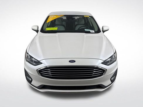 Used 2019 Ford Fusion SE w/ Equipment Group 151A FWD image 8