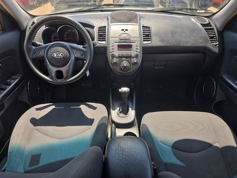 Used 2011 Kia Soul + w/ Audio Pkg FWD image 24