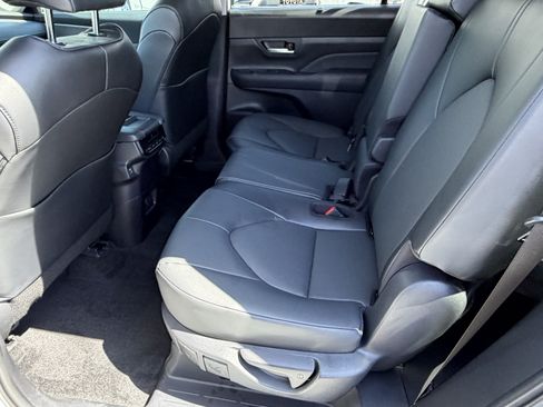Certified 2026 Toyota Grand Highlander AWD Hybrid image 22
