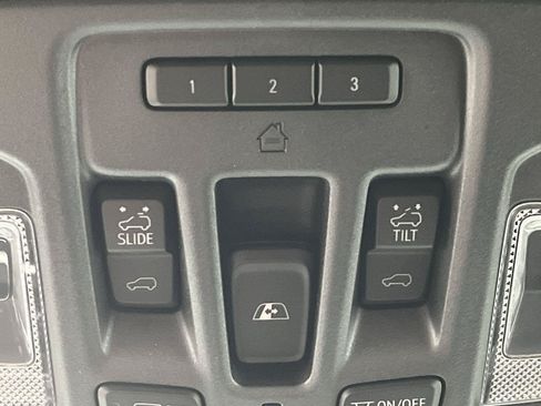 Certified 2025 GMC Sierra 1500 AT4 w/ Technology Package AWD/4WD image 36