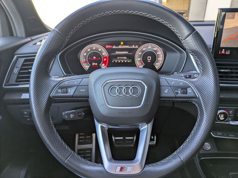 Used 2023 Audi SQ5 Premium Plus w/ Premium Plus Package image 12
