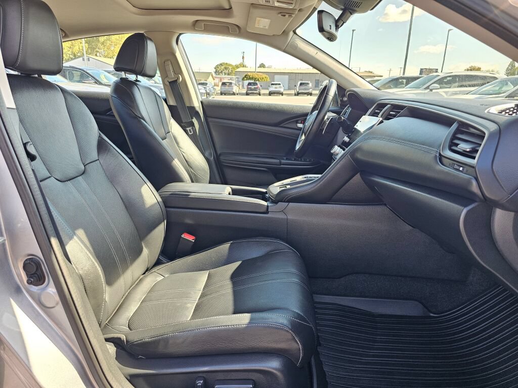 Used 2020 Honda Insight Touring image 16