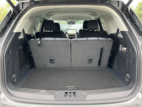 New 2026 Ford Explorer Active AWD/4WD image 26