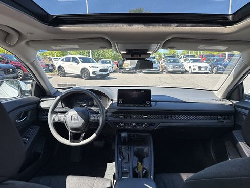 Used 2024 Honda Accord EX image 5