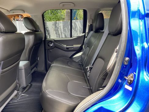 Used 2014 Nissan Xterra PRO-4X w/ Pro-4x Leather Package AWD/4WD image 18