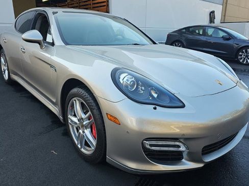 Used 2013 Porsche Panamera image 3