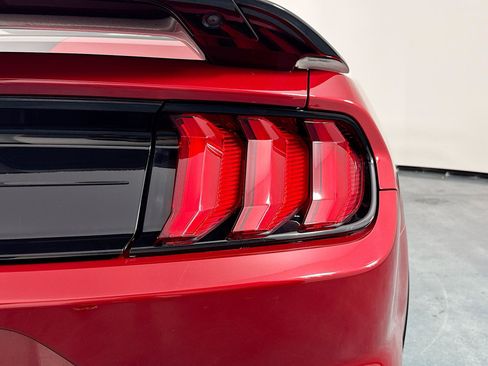 Used 2020 Ford Mustang Shelby GT500 w/ Technology Package RWD image 47