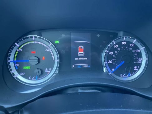 Used 2020 Toyota Highlander LE image 15