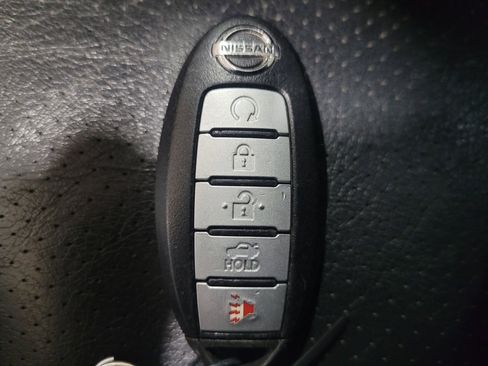 Used 2014 Nissan Altima 2.5 SV FWD image 32