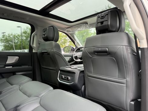 New 2027 Ford Expedition Active AWD/4WD image 21