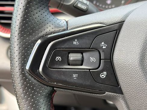 Used 2024 Chevrolet Trax RS w/ Driver Confidence Package FWD image 24