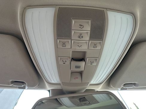 Used 2015 Mercedes-Benz E 350 Sedan image 31