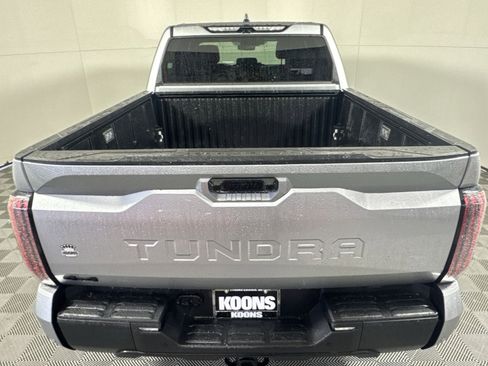 Used 2025 Toyota Tundra Limited image 26