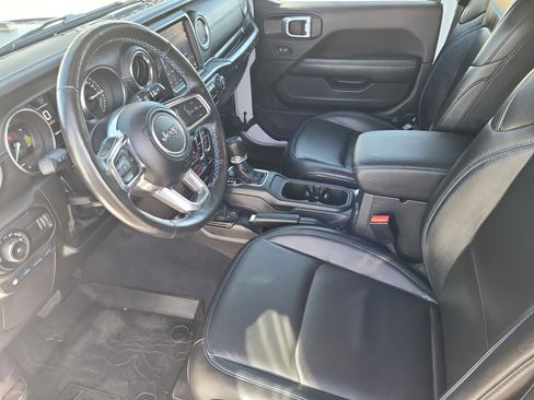 Used 2023 Jeep Wrangler Unlimited Rubicon 4xe w/ Steel Bumper Group image 7