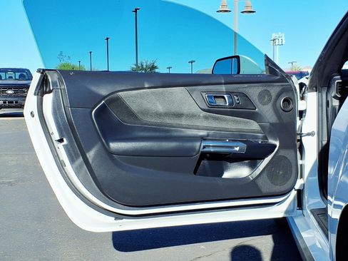 Used 2025 Ford Mustang EcoBoost image 17