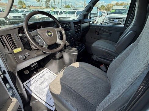 Used 2021 Chevrolet Express 3500 w/ Power Convenience Package image 16