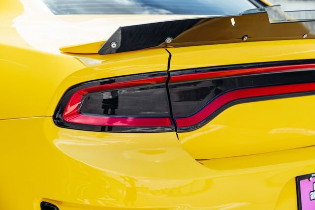 Used 2018 Dodge Charger SRT w/ Technology Group RWD image 48
