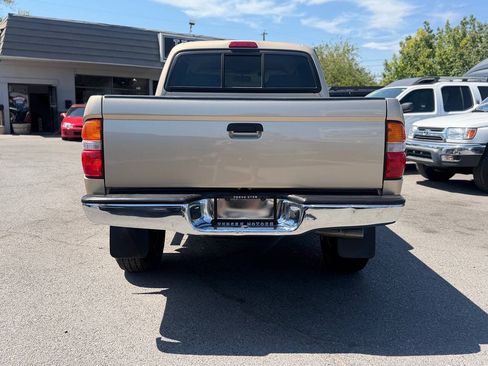 Used 2004 Toyota Tacoma PreRunner RWD image 21