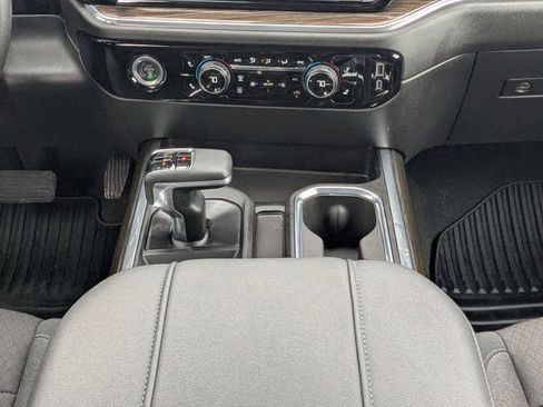Used 2023 Chevrolet Silverado 1500 RST image 19