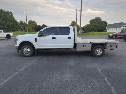 Used 2022 Ford F350 XL w/ Power Equipment Group AWD/4WD image 4
