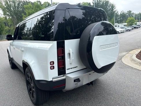 Used 2025 Land Rover Defender 110 S AWD/4WD image 7