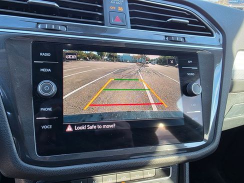 Used 2024 Volkswagen Tiguan S image 19